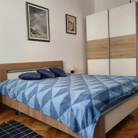 Grand San, Free Parking